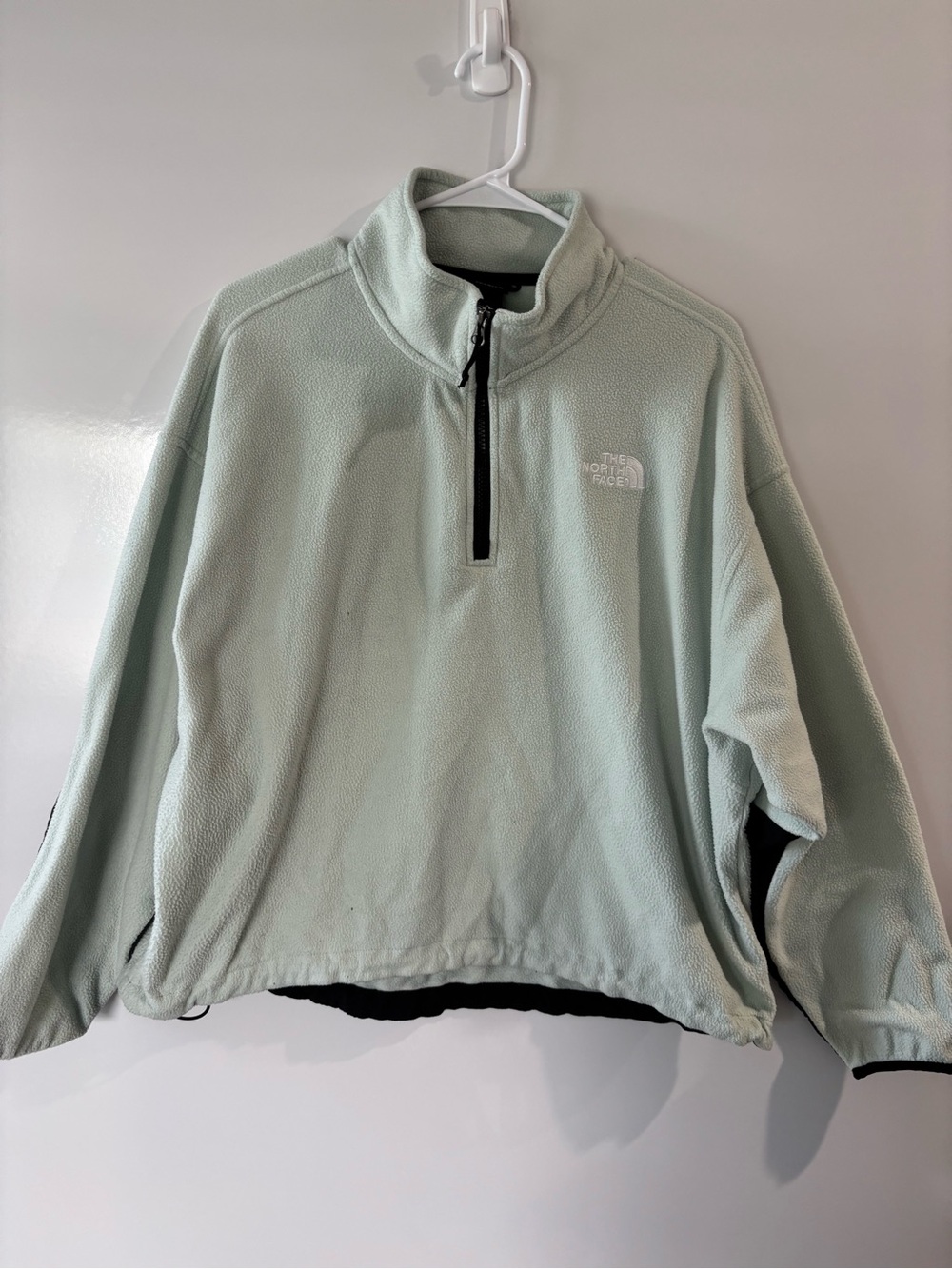 The North Face Men’s Light Mint Green Half-Zip Fleece Pullover